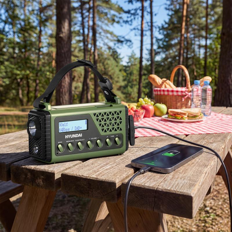 Hyundai noodradio DAB+ met 10000 mAh powerbank - 1